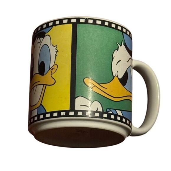 Donald Duck Disney Film Mug Cup Japan Mad Happy Clarence Nash Daisy Huey READ - Picture 3 of 11